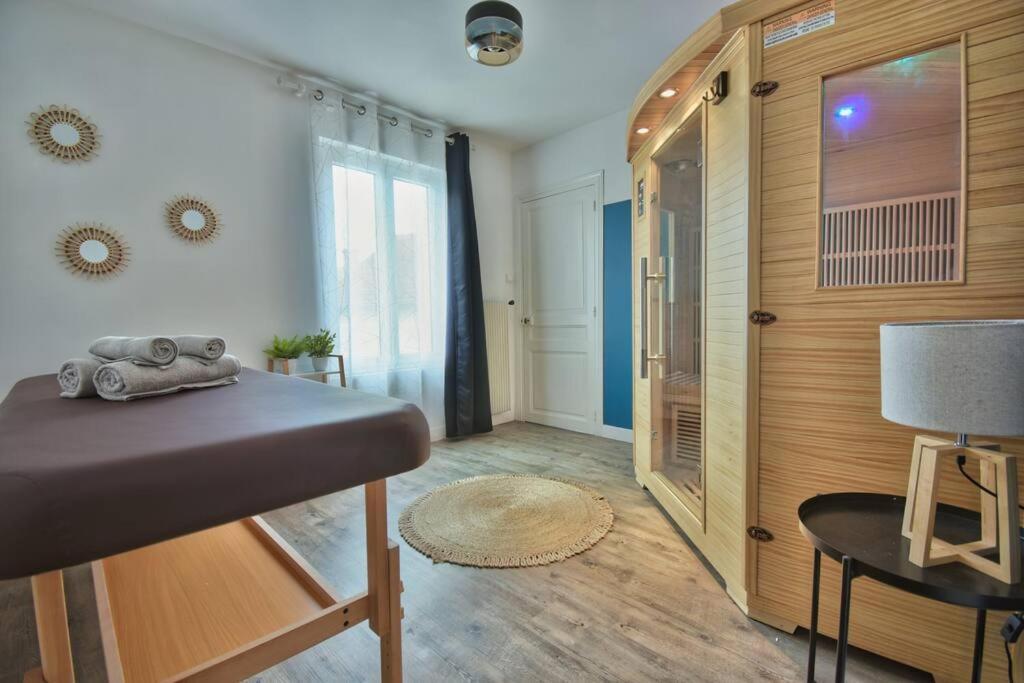 *Au Sauna De Maintenon* エクステリア 写真